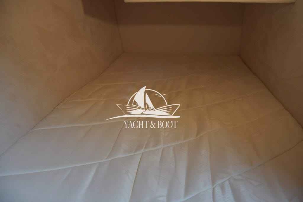 Motorboot Galeon 330 Fly