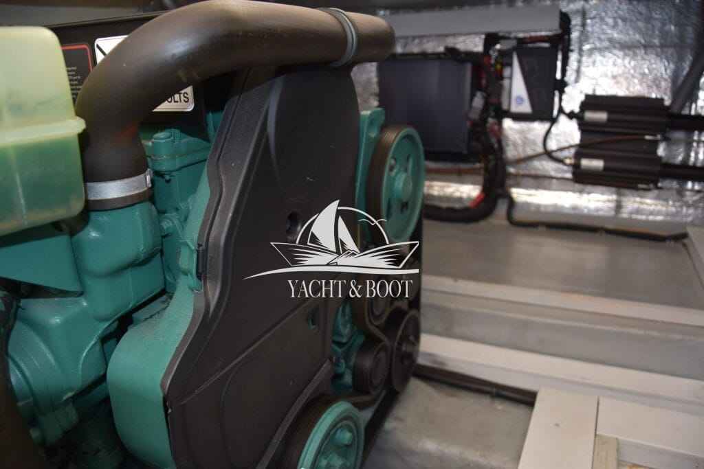 Motorboot Galeon 330 Fly