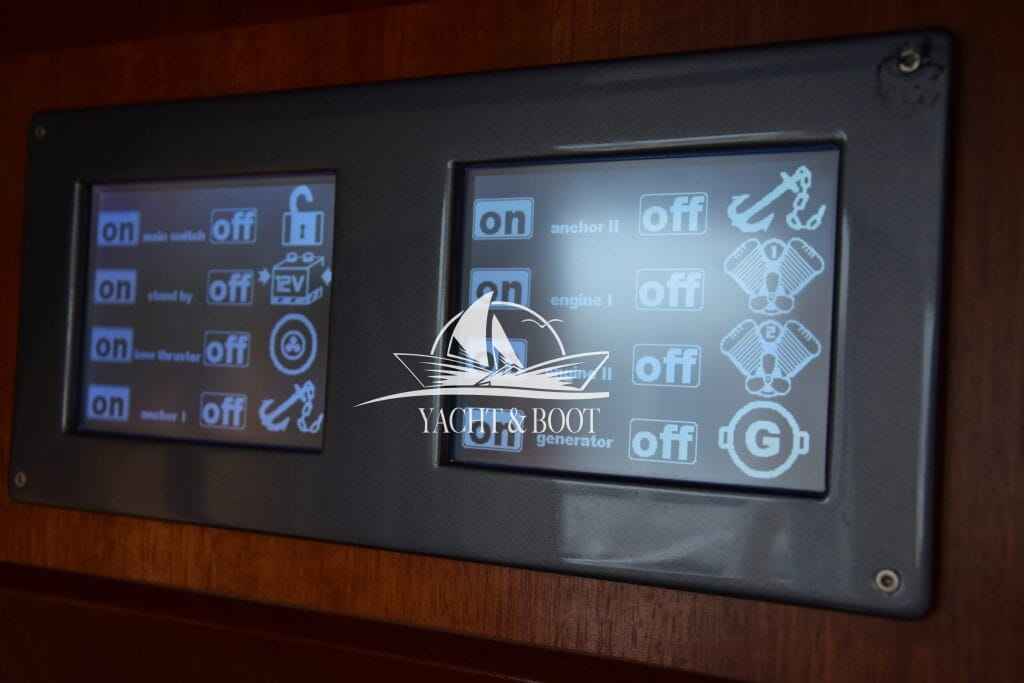 Motorboot Galeon 330 Fly
