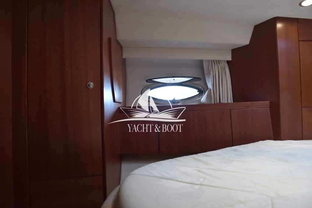 Motorboot Galeon 330 Fly
