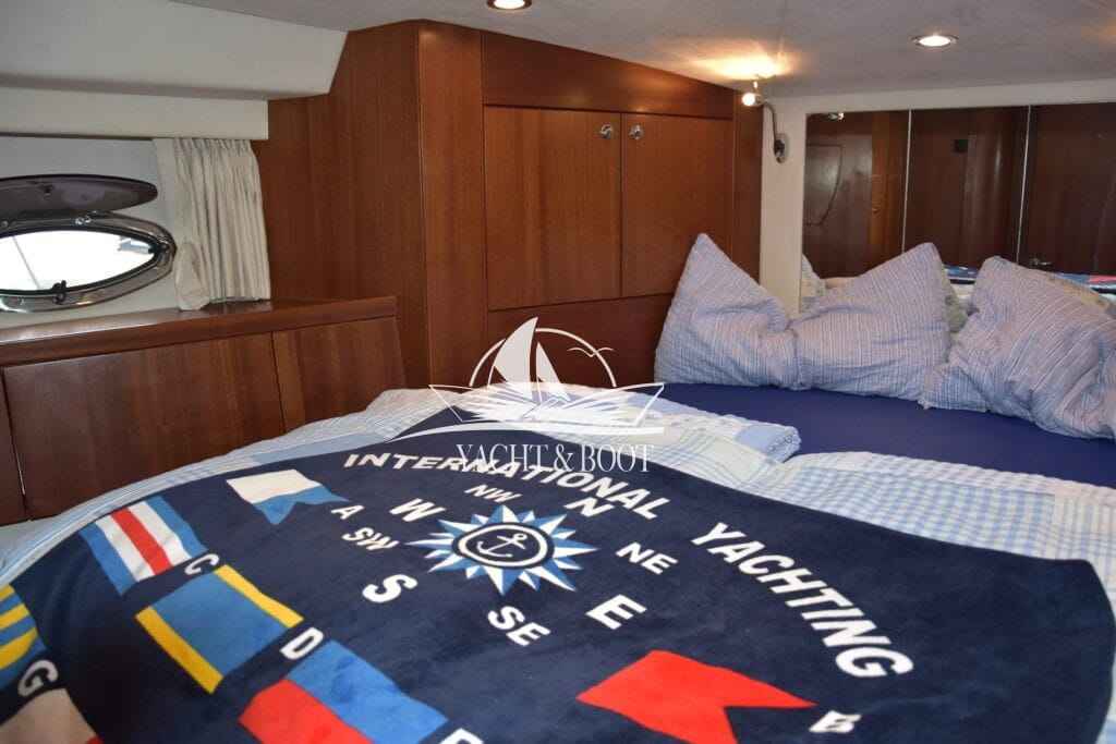 Motorboot Galeon 330 Fly