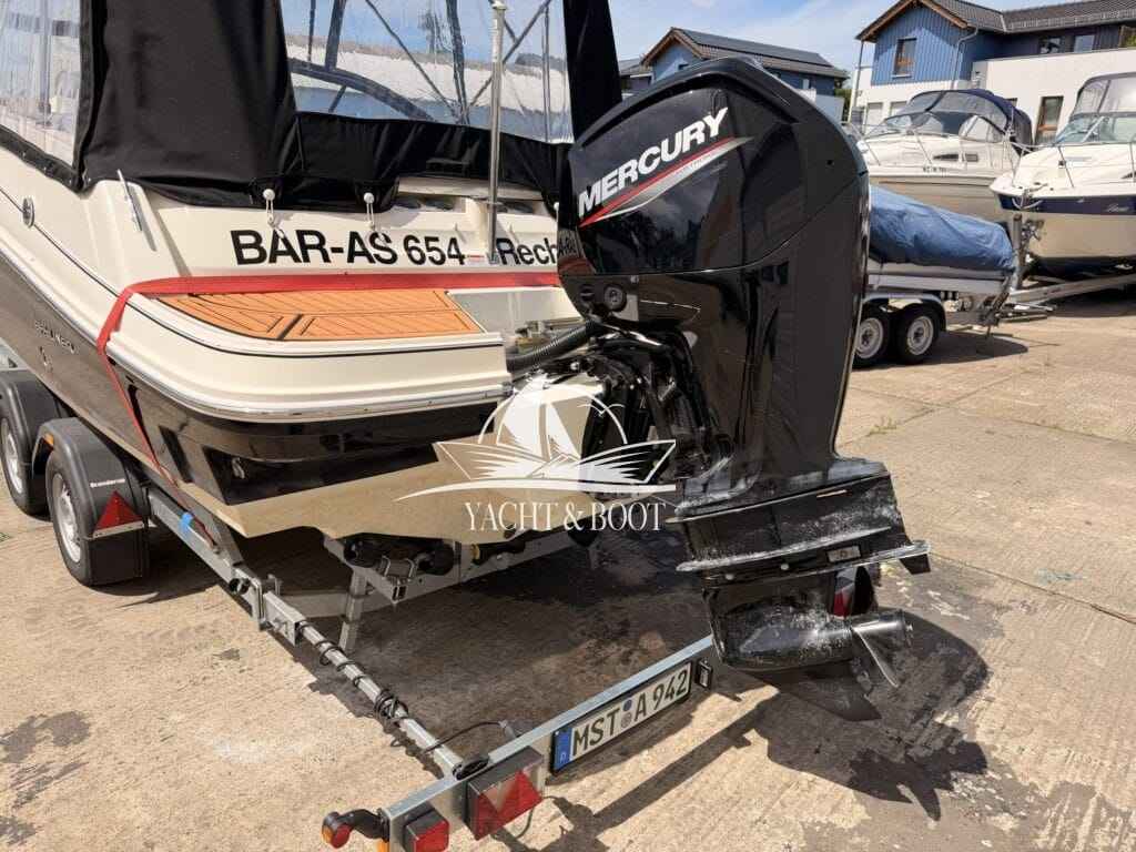 Motorboot Bayliner VR 5