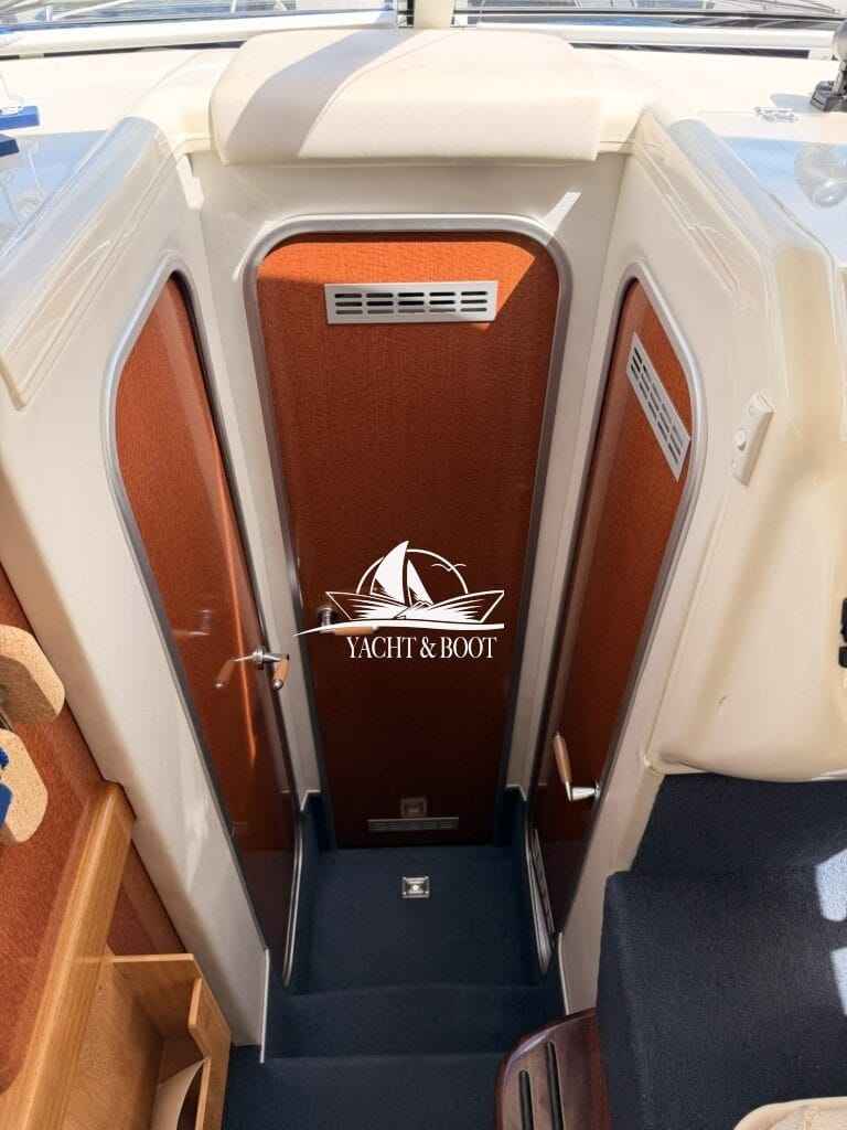 Motorboot Sealine F330