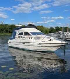 Motorboot Sealine F330
