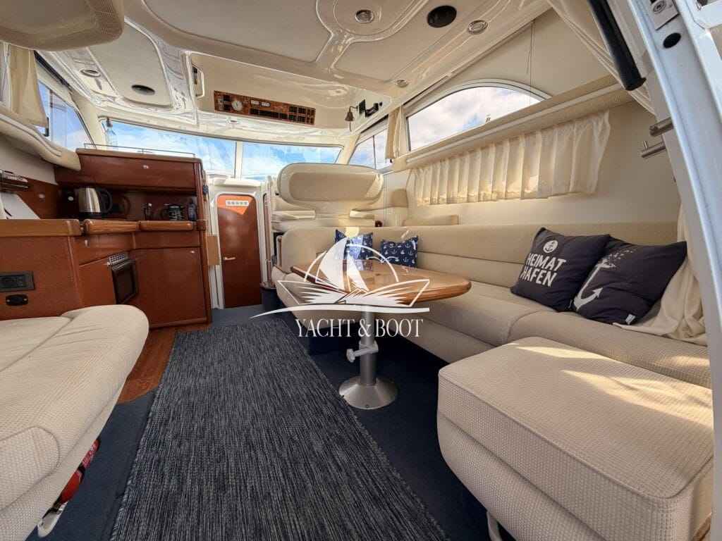 Motorboot Sealine F330