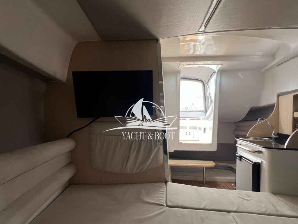 Motorboot Saver 750 Cabin