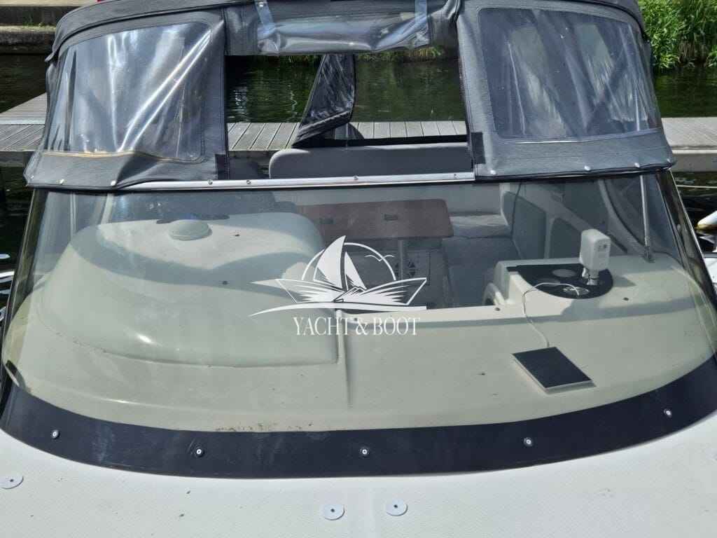Motorboot Saver 750 Cabin