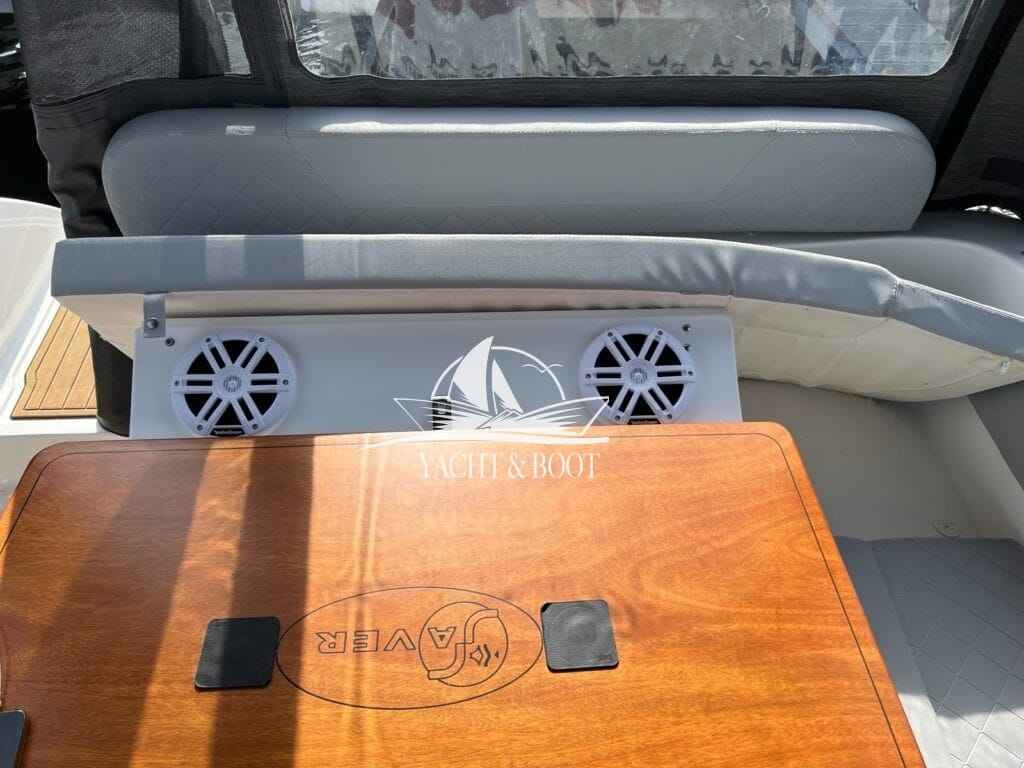Motorboot Saver 750 Cabin