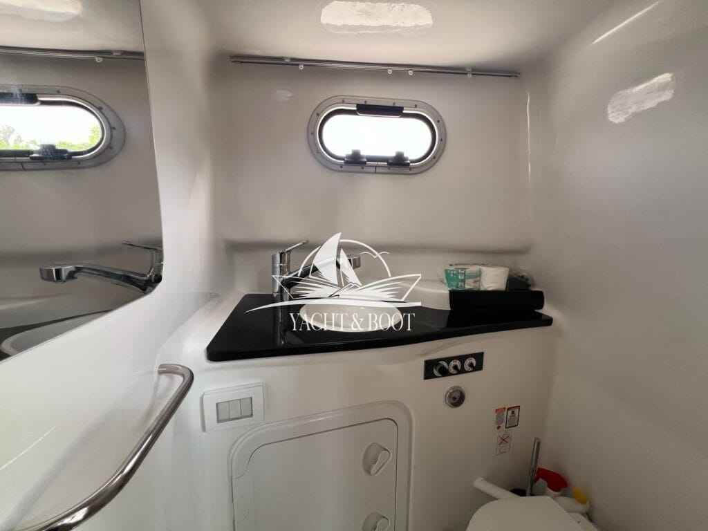 Motorboot Saver 750 Cabin
