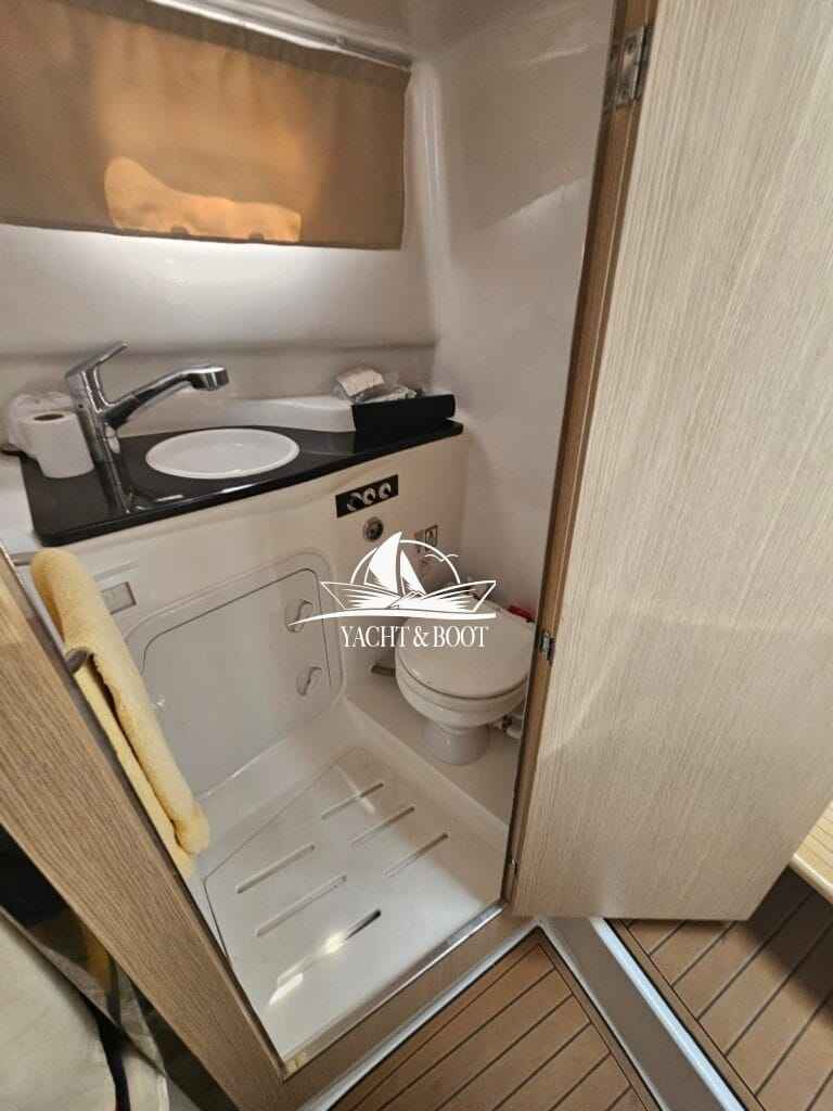 Motorboot Saver 750 Cabin