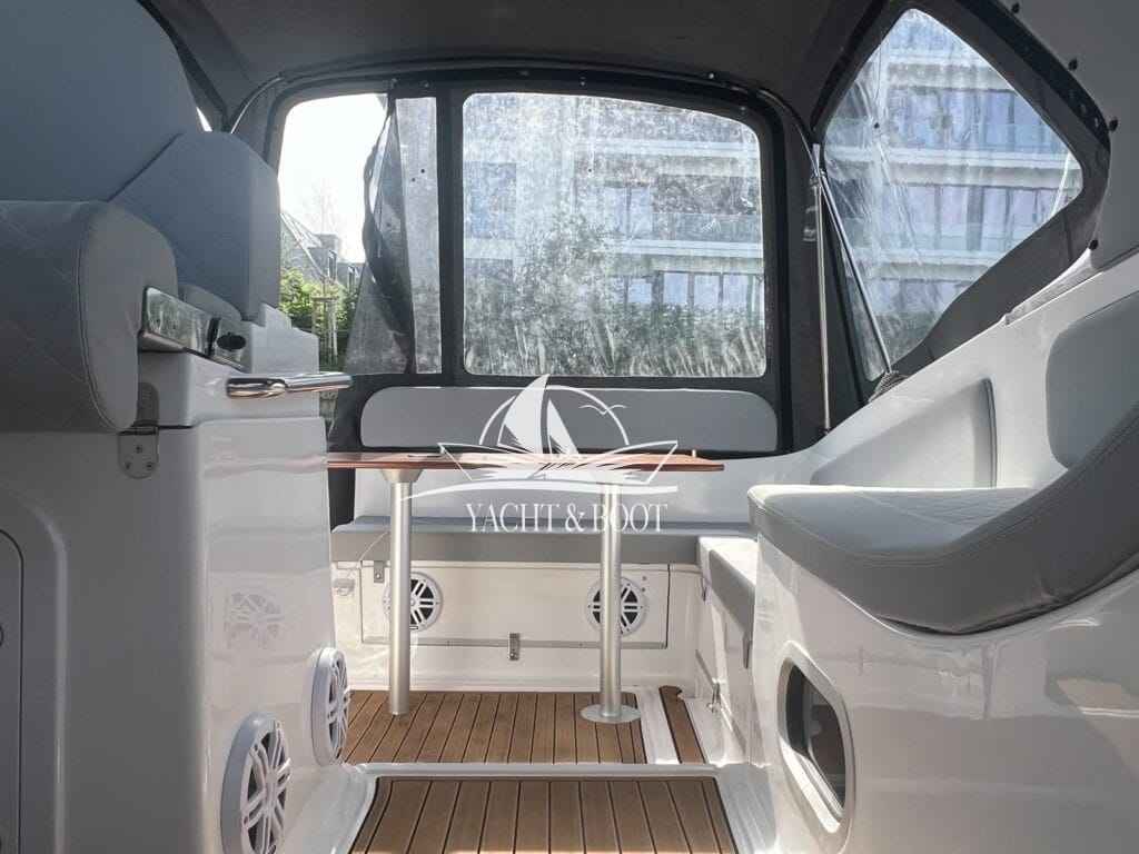 Motorboot Saver 750 Cabin