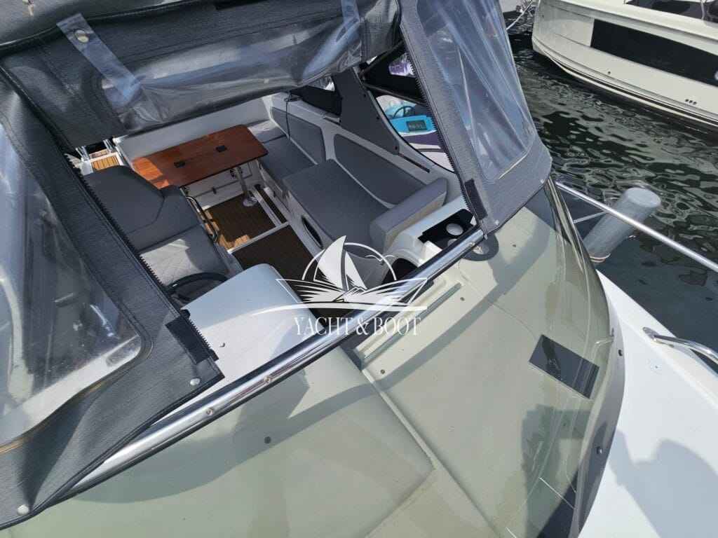 Motorboot Saver 750 Cabin
