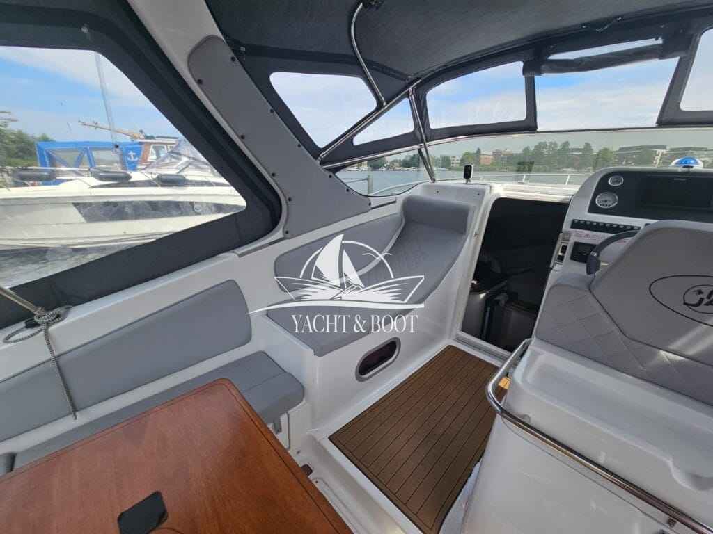 Motorboot Saver 750 Cabin