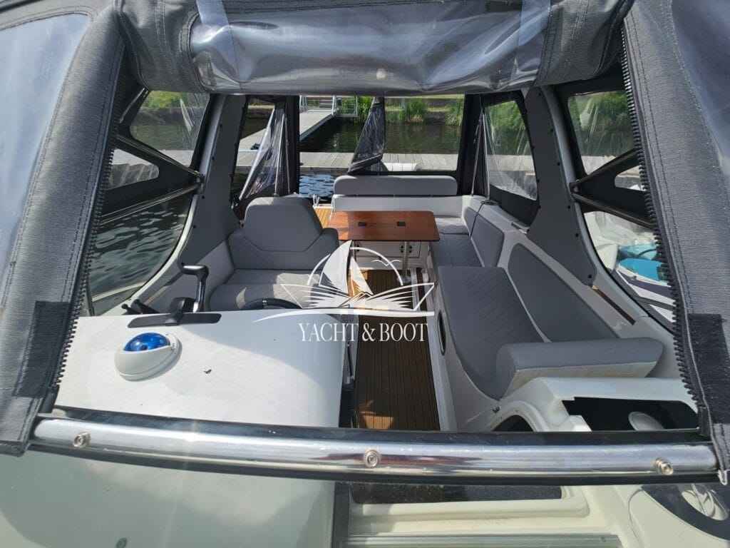 Motorboot Saver 750 Cabin