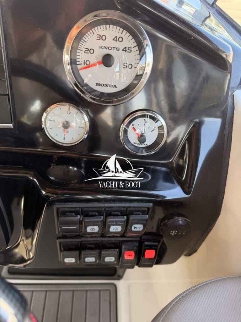 Motorboot Aqualine 750