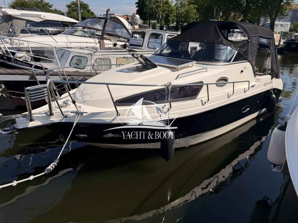 Motorboot Aqualine 750