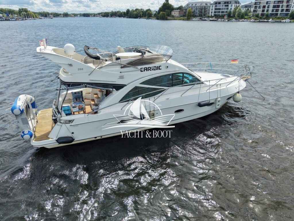 Motorboot Galeon 390 Fly