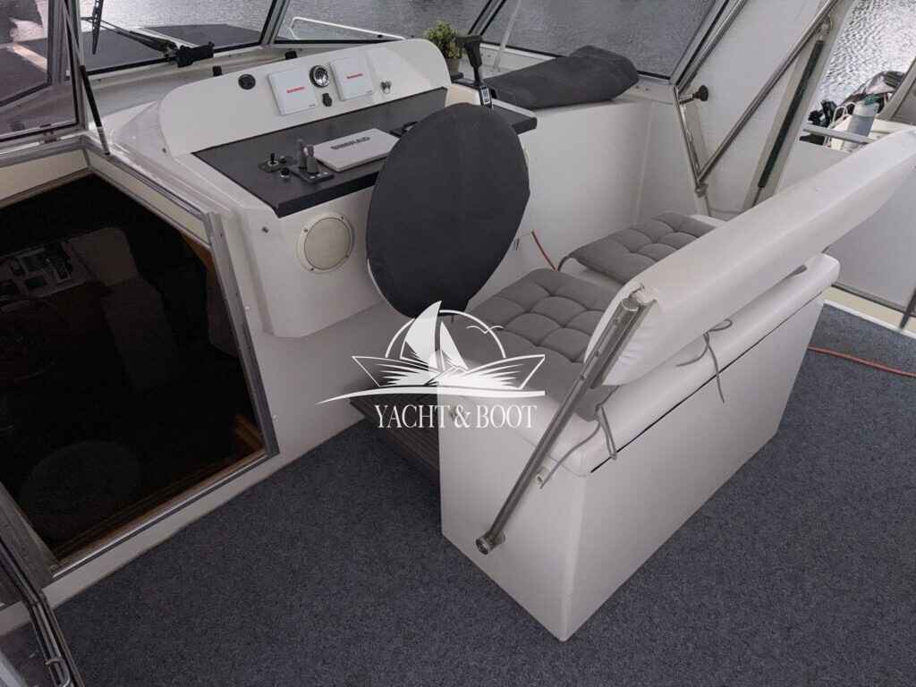 Motorboot Veha Sedan Cruiser 35