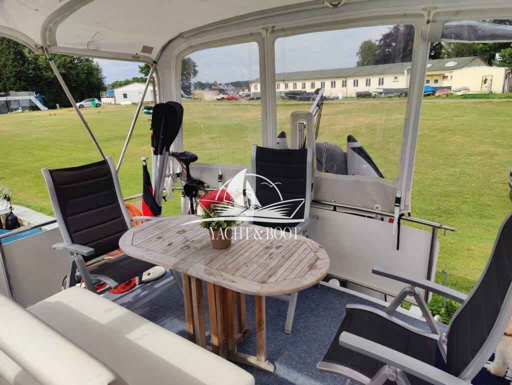 Motorboot Veha Sedan Cruiser 35