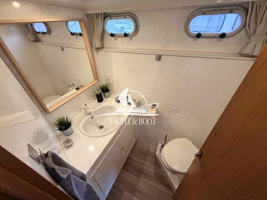 Motorboot Veha Sedan Cruiser 35