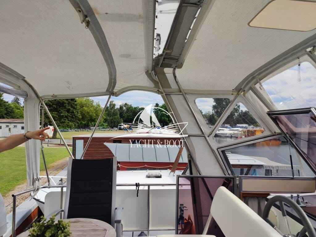 Motorboot Veha Sedan Cruiser 35