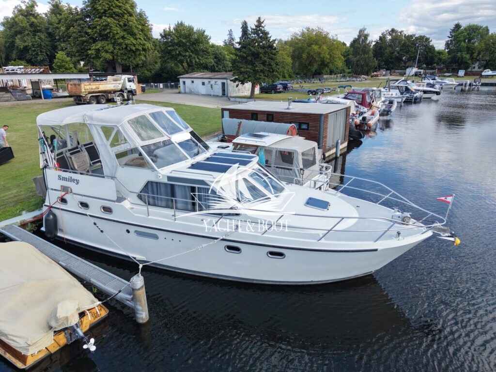Motorboot Veha Sedan Cruiser 35