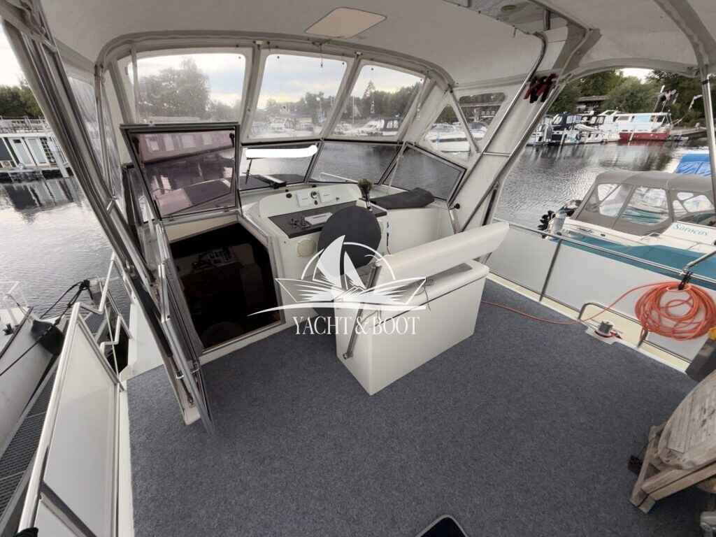 Motorboot Veha Sedan Cruiser 35