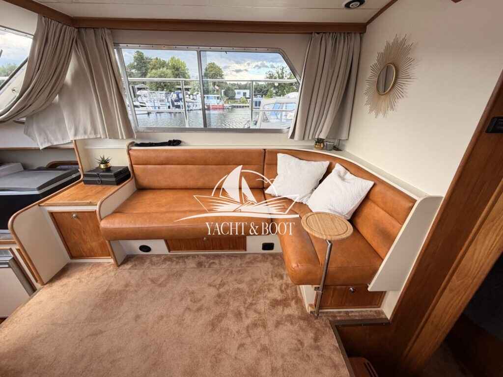 Motorboot Veha Sedan Cruiser 35