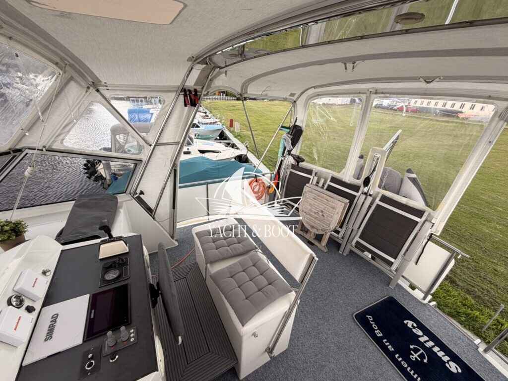 Motorboot Veha Sedan Cruiser 35