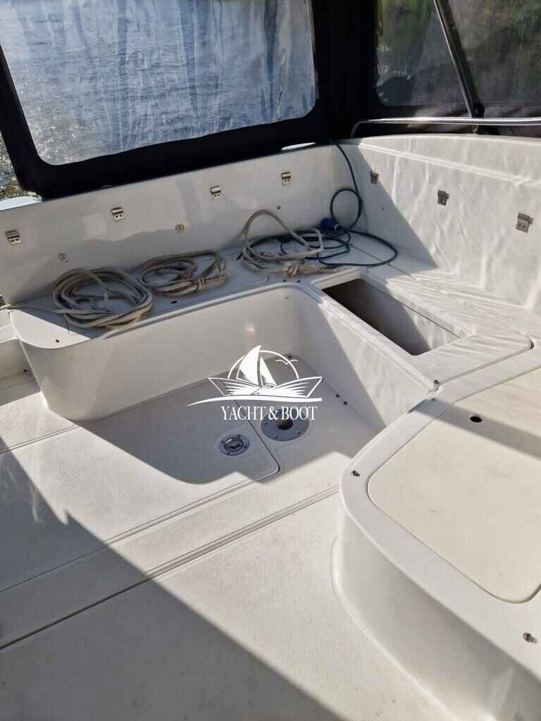 Motorboot Sessa Oyster 27