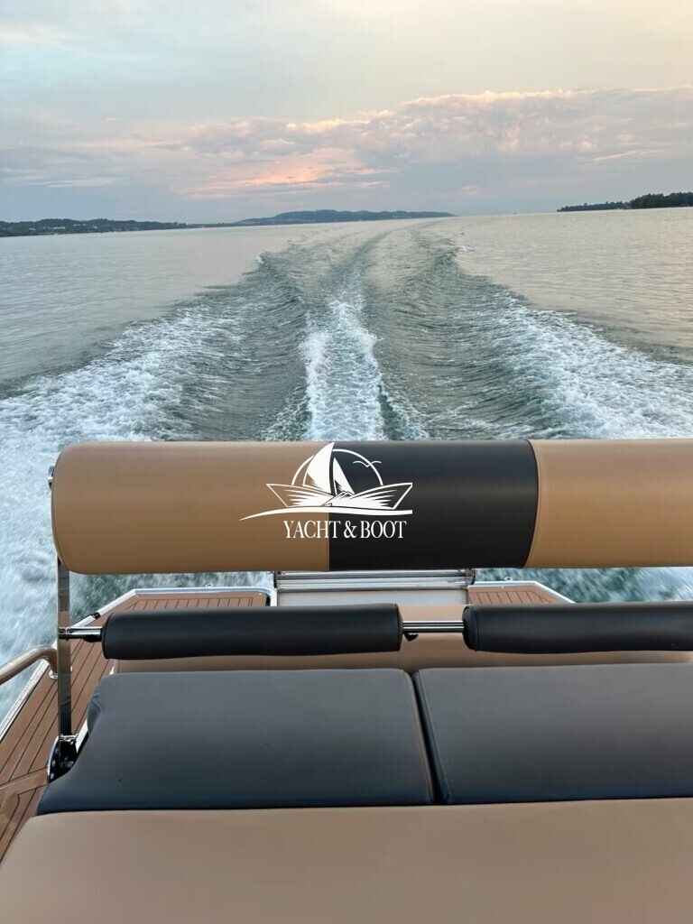 Motorboot Öchsner SR30 Yachtline
