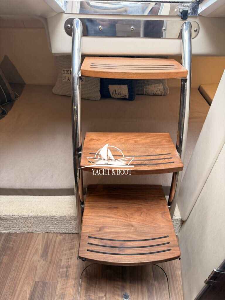 Motorboot Regal 26 Express