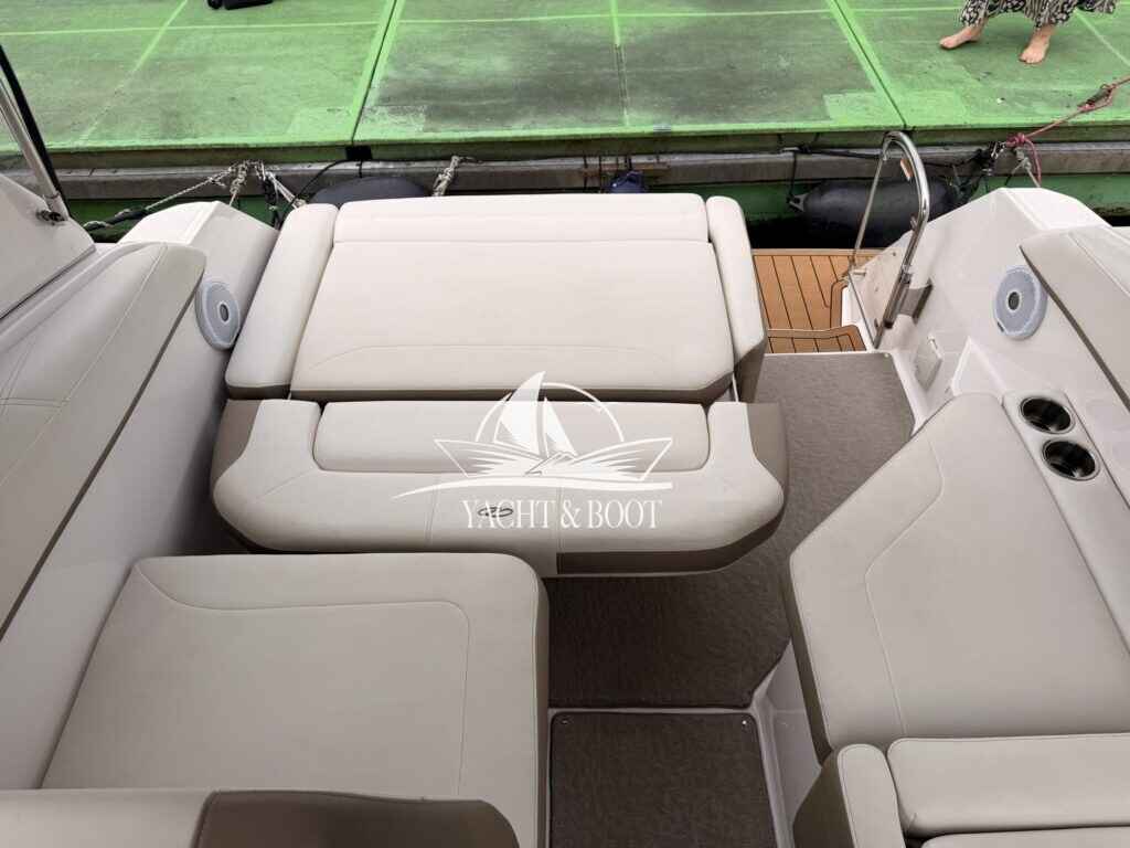Motorboot Regal 26 Express