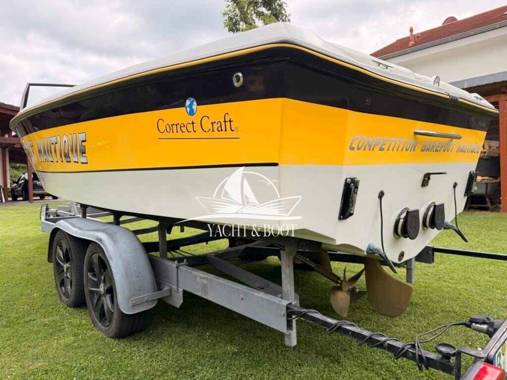 Motorboot Correct Craft Barefoot Nautique Excel