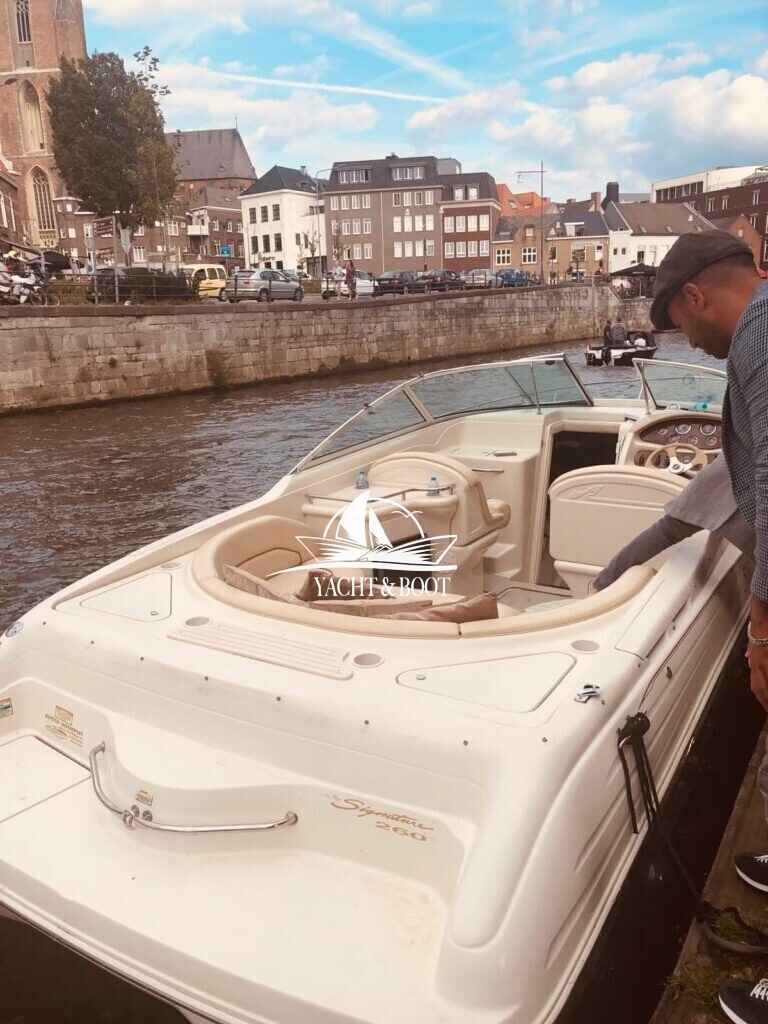 Motorboot Sea Ray 260 Overnight