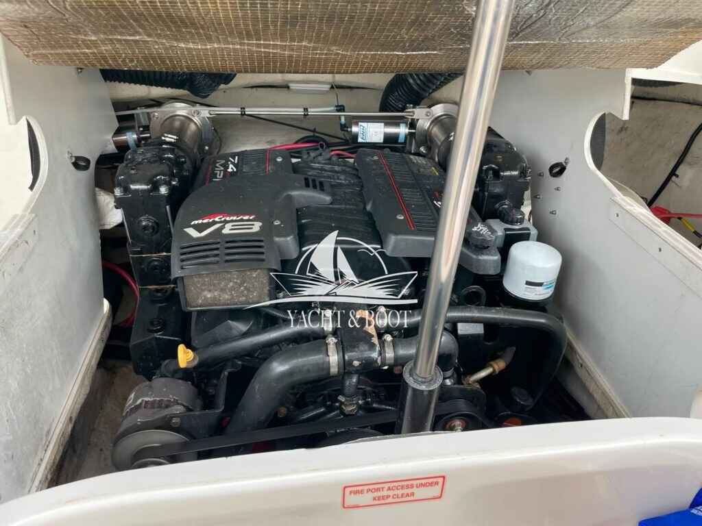 Motorboot Sea Ray 260 Overnight