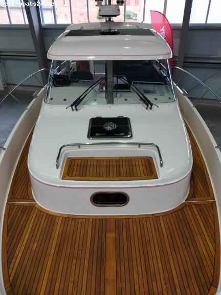 Motorboot NIMBUS NOVA 35 COUPE