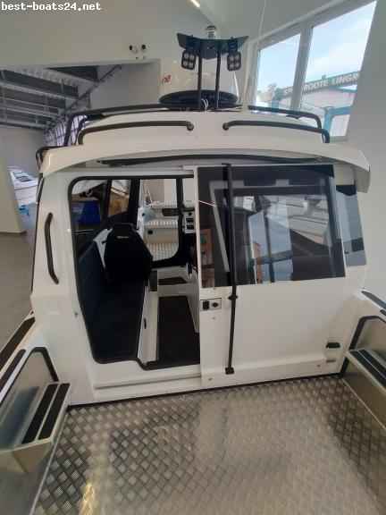 Motorboot SILVER SEAHAWK CABIN