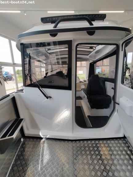 Motorboot SILVER SEAHAWK CABIN