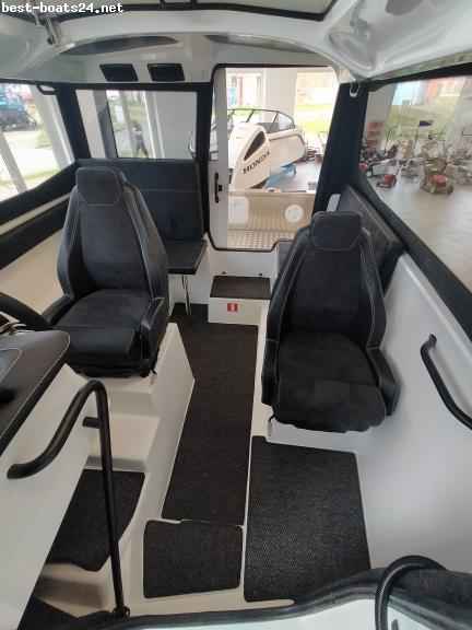 Motorboot SILVER SEAHAWK CABIN