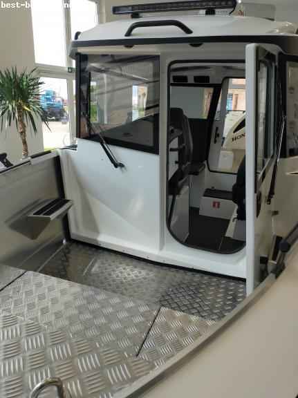 Motorboot SILVER SEAHAWK CABIN