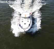 Motorboot BAVARIA 33 HT