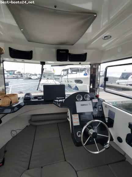 Motorboot QUICKSILVER CAPTUR ARVOR 690 IB