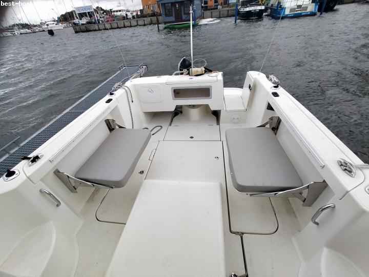 Motorboot QUICKSILVER CAPTUR ARVOR 690 IB