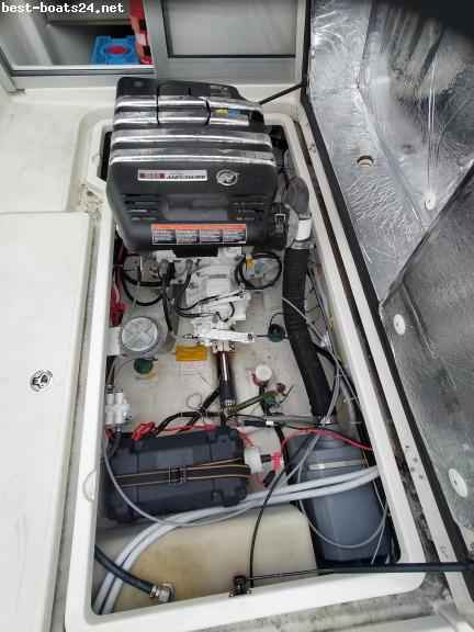 Motorboot QUICKSILVER CAPTUR ARVOR 690 IB