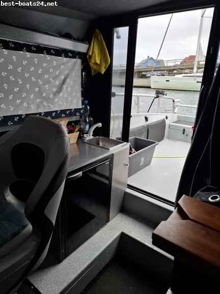 Motorboot VBOATS VOYAGER 800 CABIN